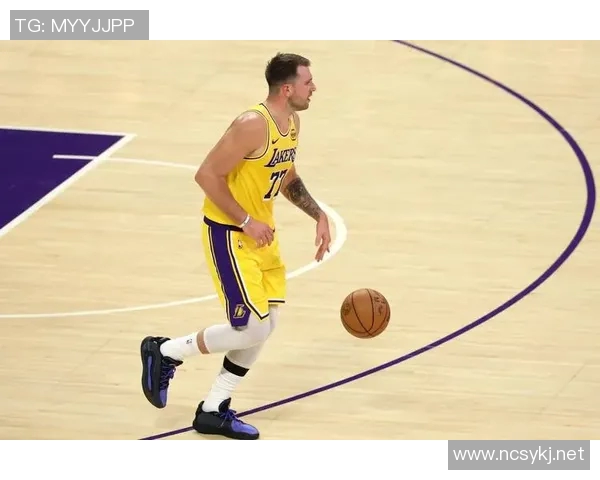 2连胜！东契奇复出爆砍44+12+6 湖人逆转灰熊