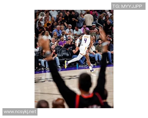 杰伦-格林太阳首秀砍下29分，队史第二人！