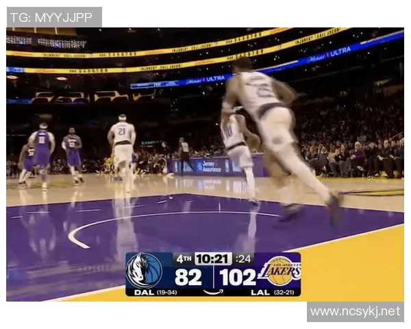 湖人大胜独行侠！老詹三双带队，里弗斯+众将齐爆，肯纳德地位低